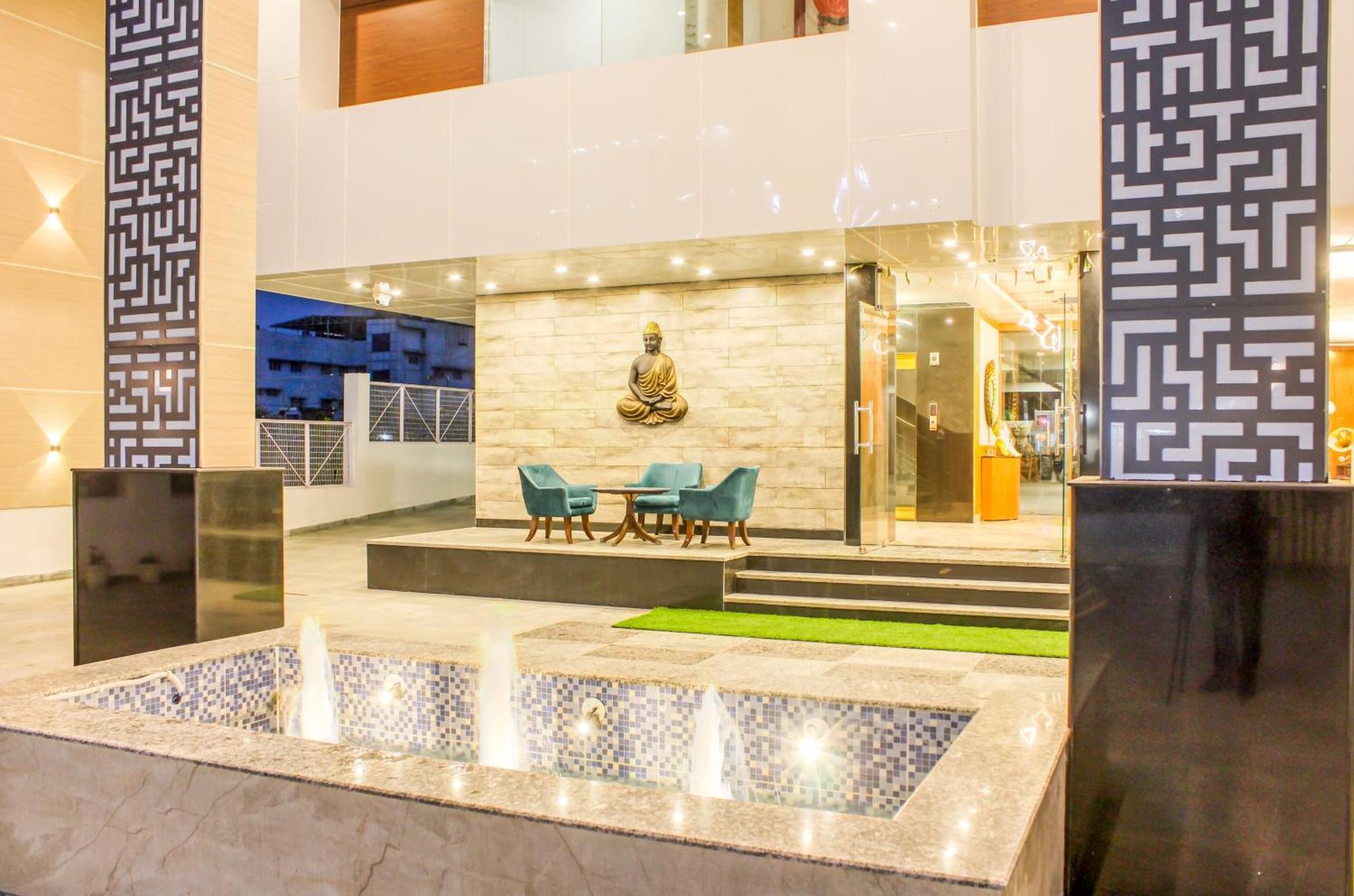 Zip By Spree Hotels Grand Legacy Prime Dehradun Esterno foto